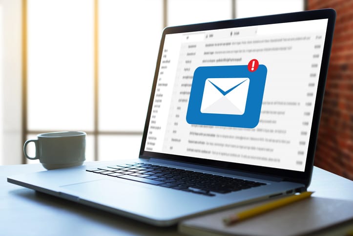 Uopfordrede emails til virksomheder er spam og dermed forbudt